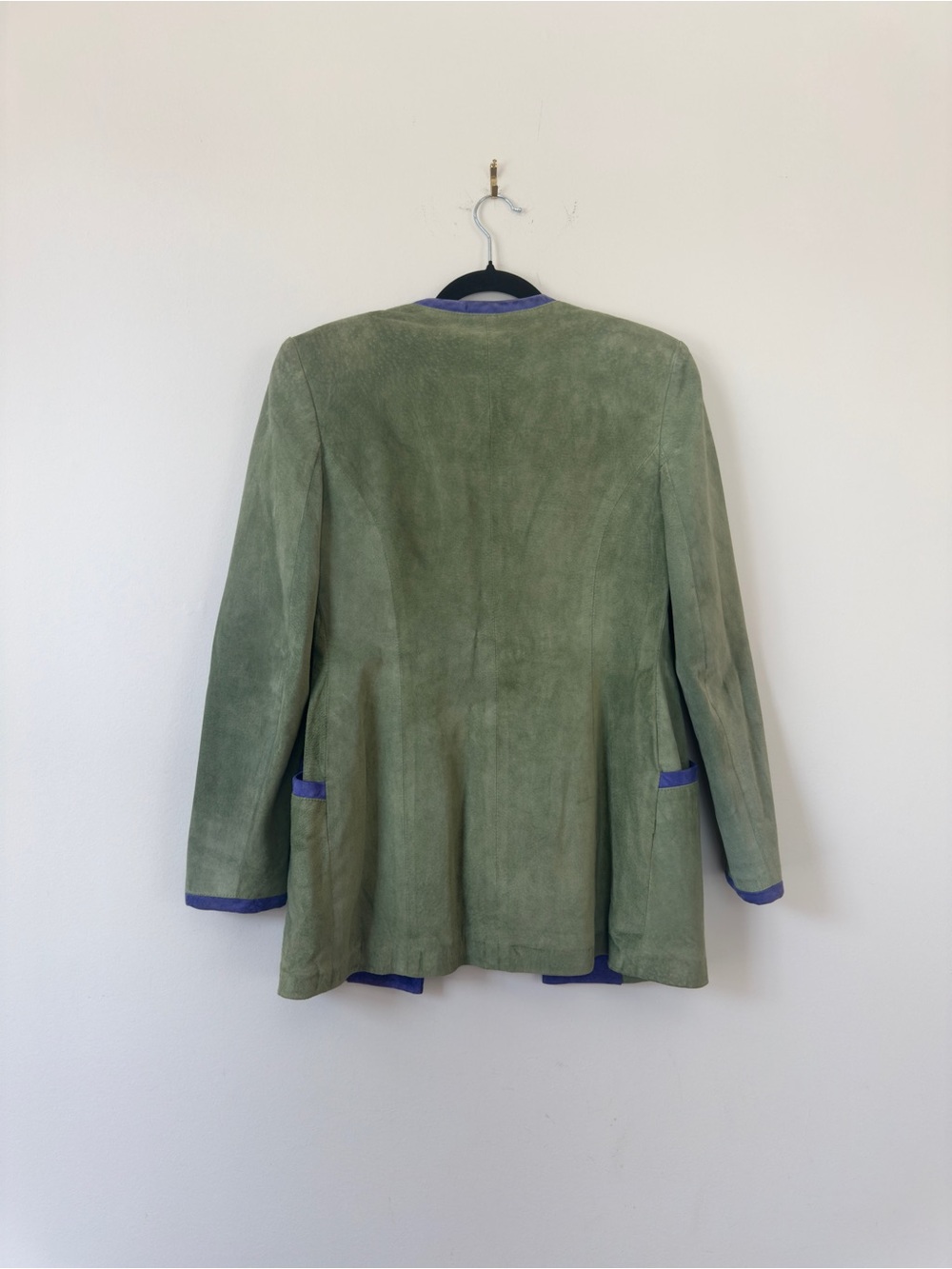 Vintage Danier suede blazer - Picture 3 of 7